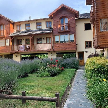 Апартаменти Departamento Centrico - 4 Personas Сан-Мартін-де-лос-Андес Екстер'єр фото